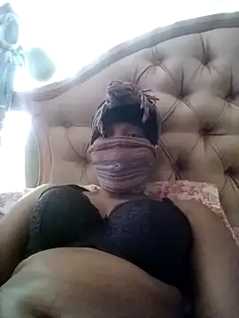 Fancyface012 online show from December 2025 01:07:01 PM