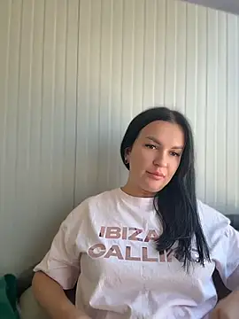 MeganBlueq online show from May 2026 09:14:01 AM