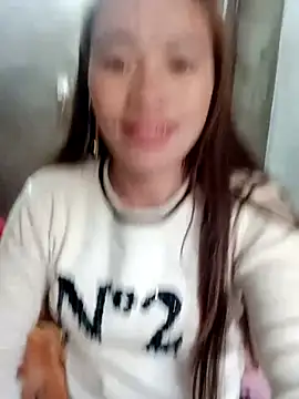 Snapshot of little-effy chatting on February 2026 08:42:01 AM little-effy online show from February 2026 08:42:01 AM