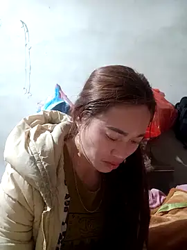 Snapshot of little-effy chatting on February 2026 01:41:01 PM little-effy online show from February 2026 01:41:01 PM