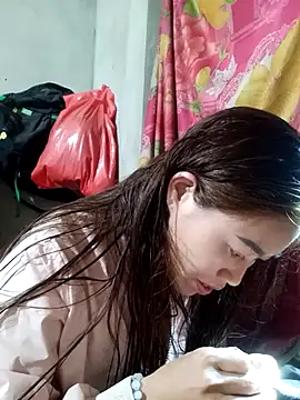 Snapshot of little-effy chatting on March 2026 12:46:01 PM little-effy online show from March 2026 12:46:01 PM