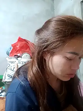 Snapshot of little-effy chatting on March 2026 11:22:02 PM little-effy online show from March 2026 11:22:02 PM