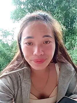 little-effy online show from April 2026 09:13:01 AM
