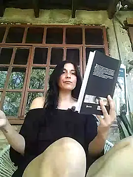 DommeVioleta online show from May 2026 10:37:01 PM