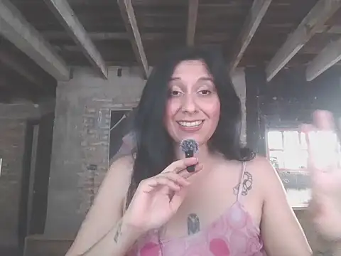 Snapshot of DommeVioleta chatting on July 2026 05:26:02 PM DommeVioleta online show from July 2026 05:26:02 PM