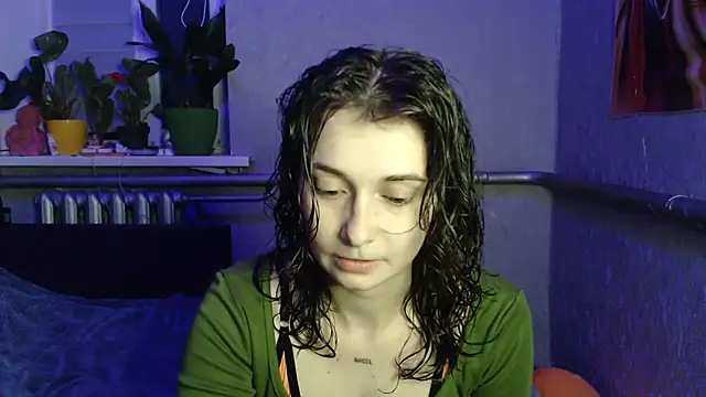 Snapshot of Angelik5371 chatting on April 2026 06:47:01 PM Angelik5371 online show from April 2026 06:47:01 PM