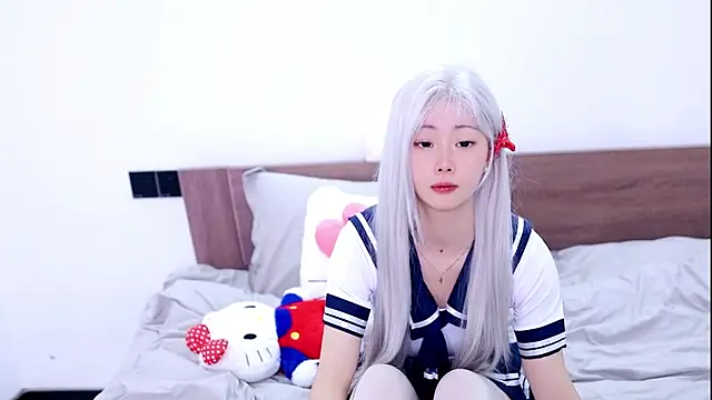 dali83 online show from December 2025 12:35:02 PM