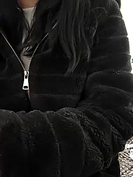 tenifer online show from February 2026 11:38:02 AM