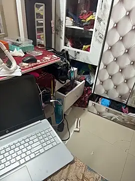 butterflyslay online show from April 2026 01:07:01 AM