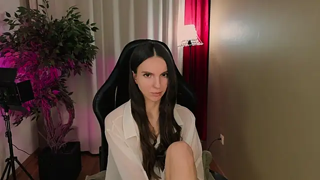 AliceLidell online show from February 2026 05:11:02 AM