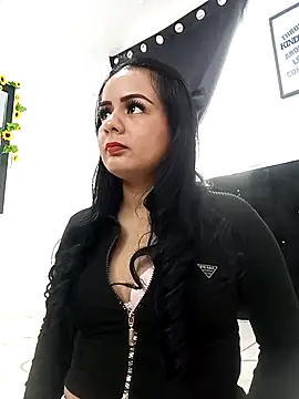 Snapshot of Violetawiliams chatting on December 2025 01:48:01 PM Violetawiliams online show from December 2025 01:48:01 PM