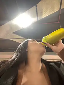 Bright-Flash online show from December 2025 12:33:02 PM