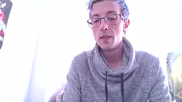 Snapshot of AskAveryAnything chatting on December 2025 08:16:02 PM AskAveryAnything online show from December 2025 08:16:02 PM