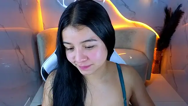 Sofi Adams Tx online show from February 2026 08:01:02 PM