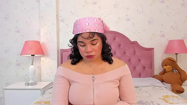 SusanaCreed online show from December 2025 11:28:02 AM