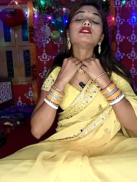 Sweet-priyaa online show from April 2026 01:03:01 AM