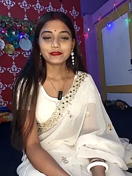 Sweet-priyaa online show from May 2026 09:14:01 AM