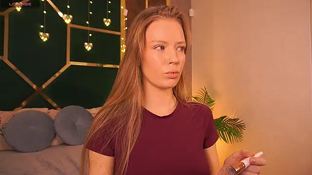 MollyyMayy online show from March 2026 03:50:02 PM