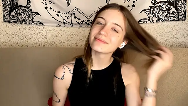 Shining Robi online show from December 2025 12:44:02 PM