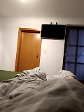 Snapshot of weilpasst chatting on January 2026 06:48:02 AM weilpasst online show from January 2026 06:48:02 AM