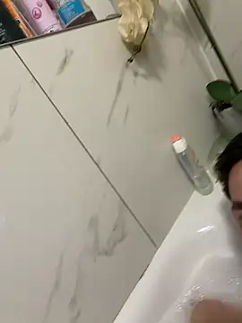 Snapshot of Juliann69Ramiro chatting on February 2026 10:22:01 PM Juliann69Ramiro online show from February 2026 10:22:01 PM