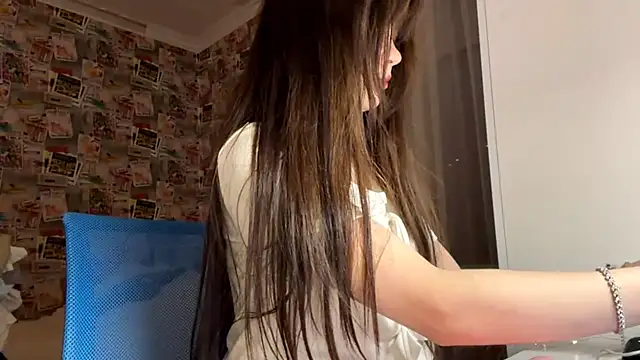 GuyedTheobid online show from December 2025 02:13:01 PM