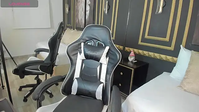 yera curry online show from February 2026 12:15:01 PM