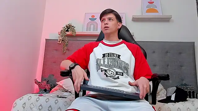 Snapshot of sebastamayo_ chatting on March 2026 06:30:02 AM sebastamayo online show from March 2026 06:30:02 AM