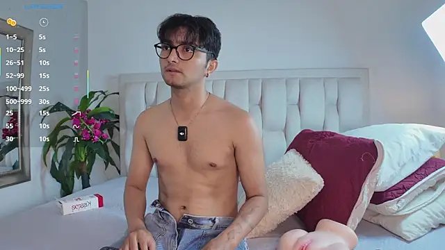 Archie 77 online show from January 2026 02:36:01 AM