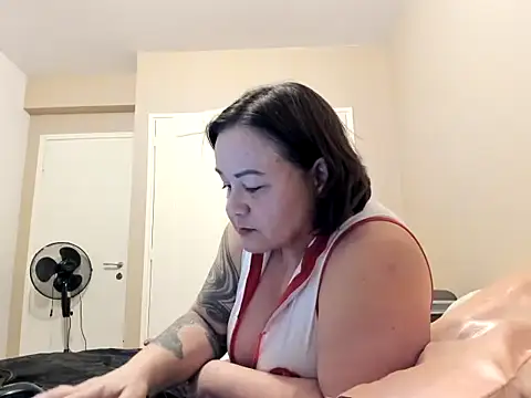 tantriquegirl06 online show from January 2026 07:27:01 PM