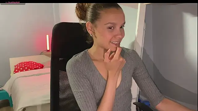 Sunshineegirll online show from June 2026 02:43:01 PM