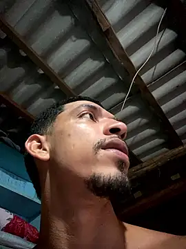 Snapshot of rocchw chatting on January 2026 02:38:01 AM rocchw online show from January 2026 02:38:01 AM