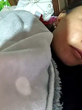 maykimloc online show from December 2025 03:39:01 PM