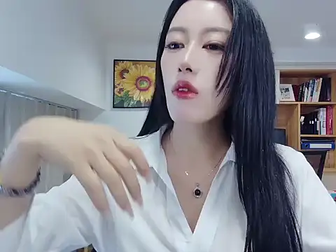 Snapshot of TXMIT chatting on December 2025 07:03:02 AM TXMIT online show from December 2025 07:03:02 AM