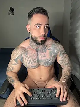Snapshot of josemanufit chatting on May 2026 05:25:01 AM josemanufit online show from May 2026 05:25:01 AM