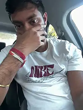 rohitgun023 online show from February 2026 10:35:01 PM