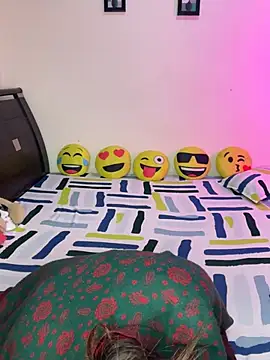 Snapshot of Cutie_Seema chatting on January 2026 03:17:01 PM Cutie Seema online show from January 2026 03:17:01 PM