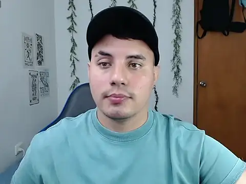 ENZO444  online show from December 2025 04:41:02 AM