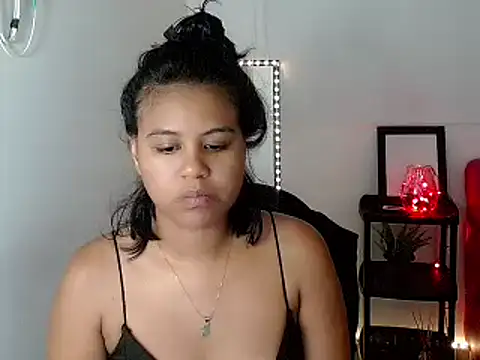 Shawnycarson online show from April 2026 06:03:02 PM