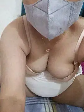 2-Singlemom online show from February 2026 04:33:01 PM