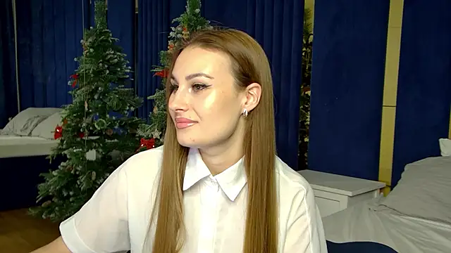 Snapshot of NoraFoxes chatting on December 2025 06:13:02 PM NoraFoxes online show from December 2025 06:13:02 PM