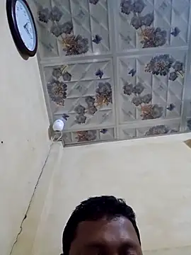 SHARIF12123 online show from December 2025 12:44:02 PM