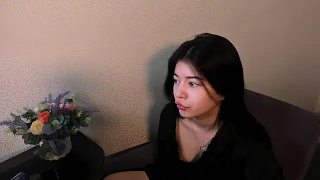 LisaColee online show from May 2026 08:08:01 AM