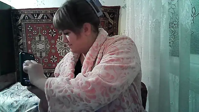 Snapshot of swett_girll chatting on April 2026 06:19:02 PM swett girll online show from April 2026 06:19:02 PM