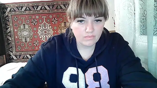 Snapshot of swett_girll chatting on April 2026 06:55:02 PM swett girll online show from April 2026 06:55:02 PM