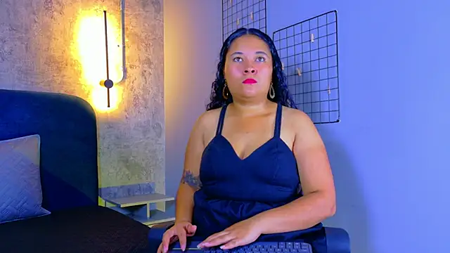 Snapshot of RavenLevi chatting on December 2025 12:10:01 PM RavenLevi online show from December 2025 12:10:01 PM