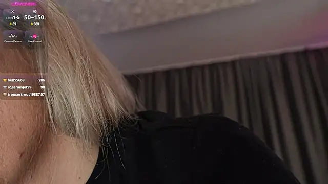 Snapshot of creampussyy chatting on February 2025 10:58:01 PM creampussyy online show from February 2025 10:58:01 PM