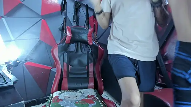 Hot Boys Without Limits online show from February 2026 04:00:02 AM