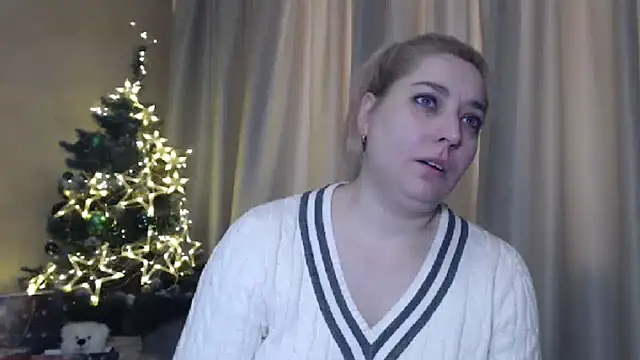 Snapshot of sweetpussy13 chatting on January 2025 07:17:02 AM sweetpussy13 online show from January 2025 07:17:02 AM