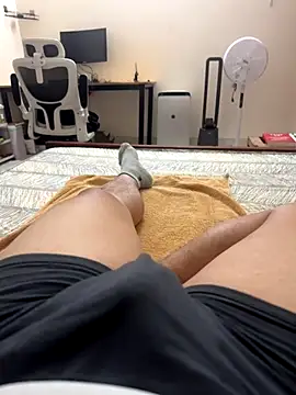 Snapshot of battman4488 chatting on December 2025 03:05:01 PM battman4488 online show from December 2025 03:05:01 PM